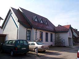 Außenansicht Gebäude Neupastolische Kirche